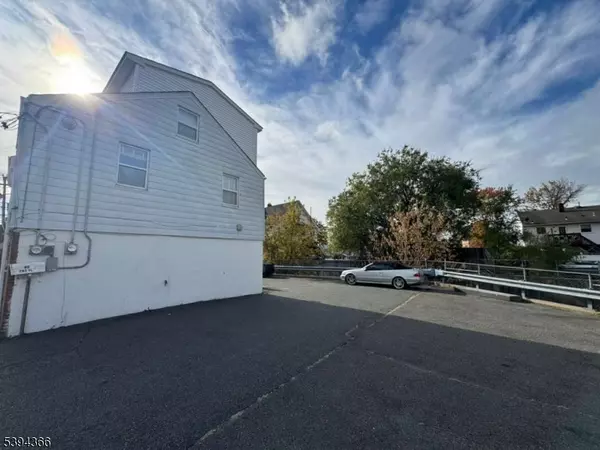 Paterson City, NJ 07502,85 Berkshire Ave