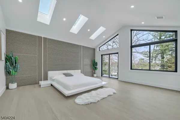 Livingston Twp., NJ 07039,95 Fellswood Dr