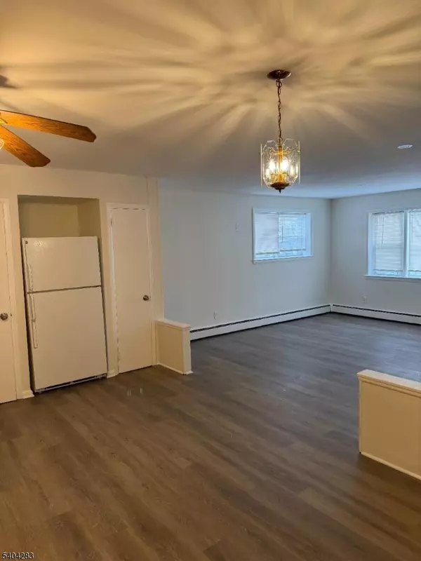 Garfield City, NJ 07026,671 Midland Ave