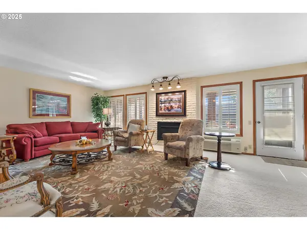 Tigard, OR 97224,15435 SW 114TH CT #99