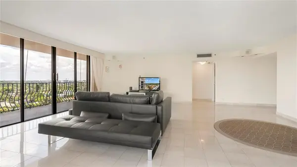 Surfside, FL 33154,8877 Collins Ave #1107