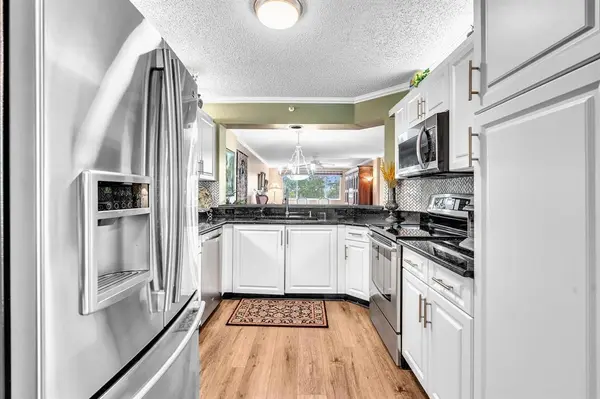 Tamarac, FL 33321,9587 Weldon Cir #B311