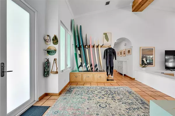 Fort Lauderdale, FL 33309,2739 Oak Tree Ln