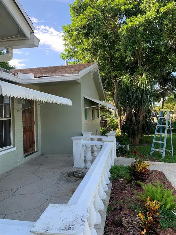 Boca Raton, FL 33428,22720 SW 64th Way