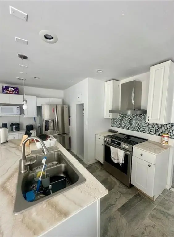 Hollywood, FL 33020,2520 Fillmore St