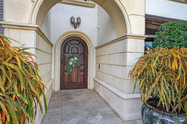 Fort Lauderdale, FL 33301,2630 Barcelona Dr