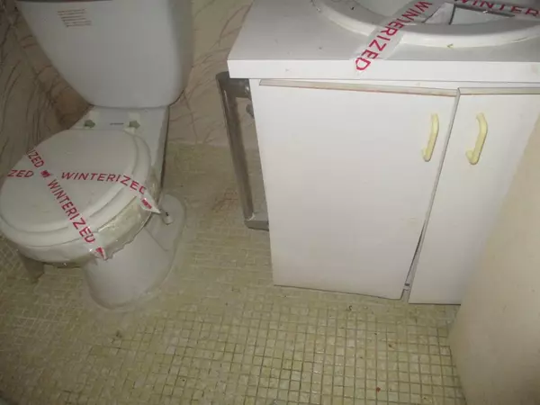 West Palm Beach, FL 33417,427 Windsor S #427