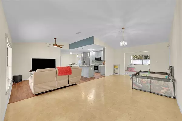 Tamarac, FL 33321,6411 NW 89th Ave