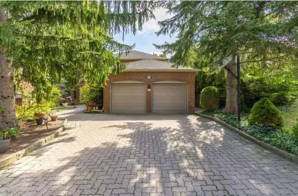 23 Briarwood RD, Markham, ON L3R 2W7