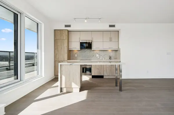 Markham, ON L6G 0H5,8119 Birchmount RD #1506