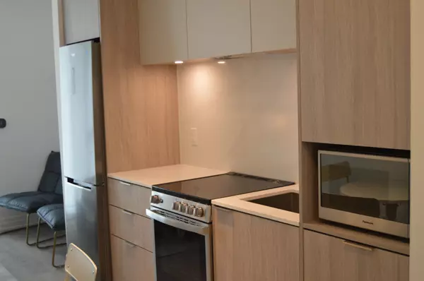 70 Annie Craig DR #201, Toronto W06, ON M8V 0C4