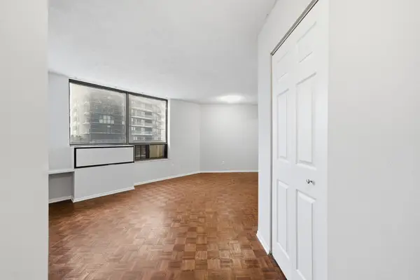 Toronto W02, ON M6P 4B2,2350 Dundas ST #1003A