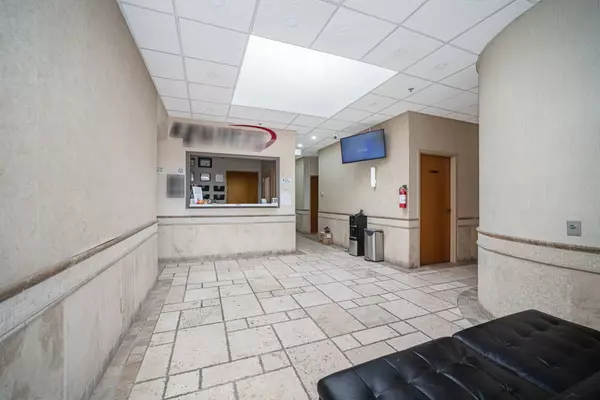 Brampton, ON L6W 1L4,42 Stafford DR