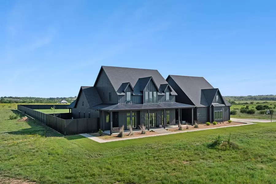 15313 Margarita Court, Lipan, TX 76462