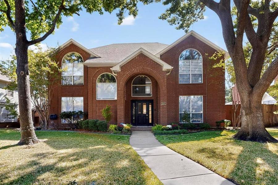 640 Forest Bend Drive, Plano, TX 75025