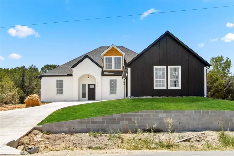 2129 Christine Drive, Granbury, TX 76048