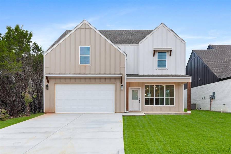 5639 Barkridge Drive, Granbury, TX 76048