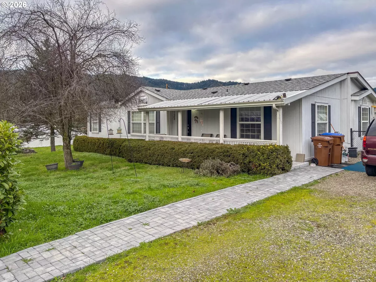 Myrtle Creek, OR 97457,125 ROSE AVE