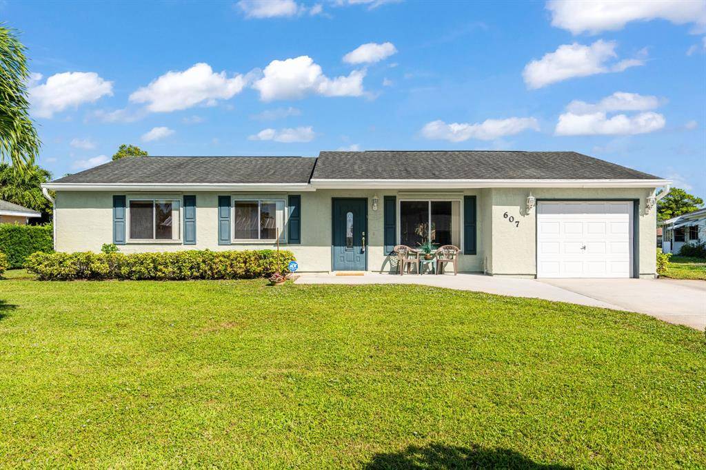 Port St Lucie, FL 34953,607 SW Everett Ct