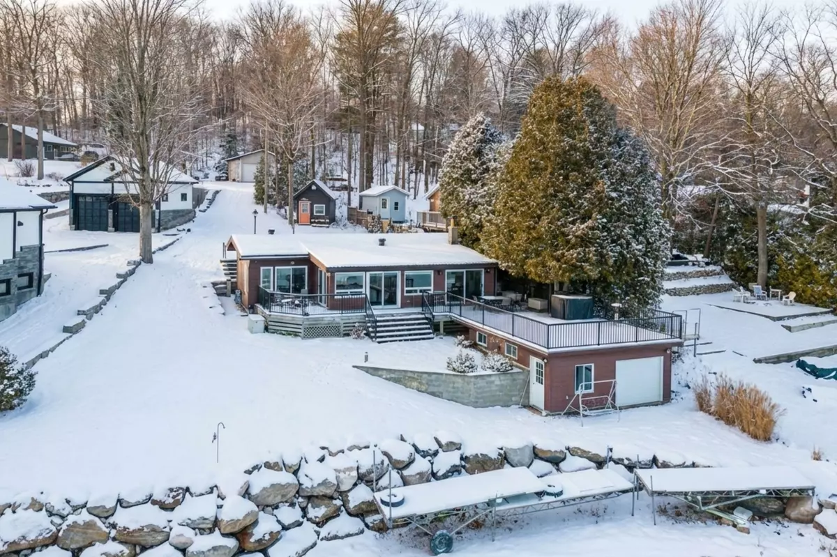 Midland, ON L4R 5H3,417 Pheasant LN