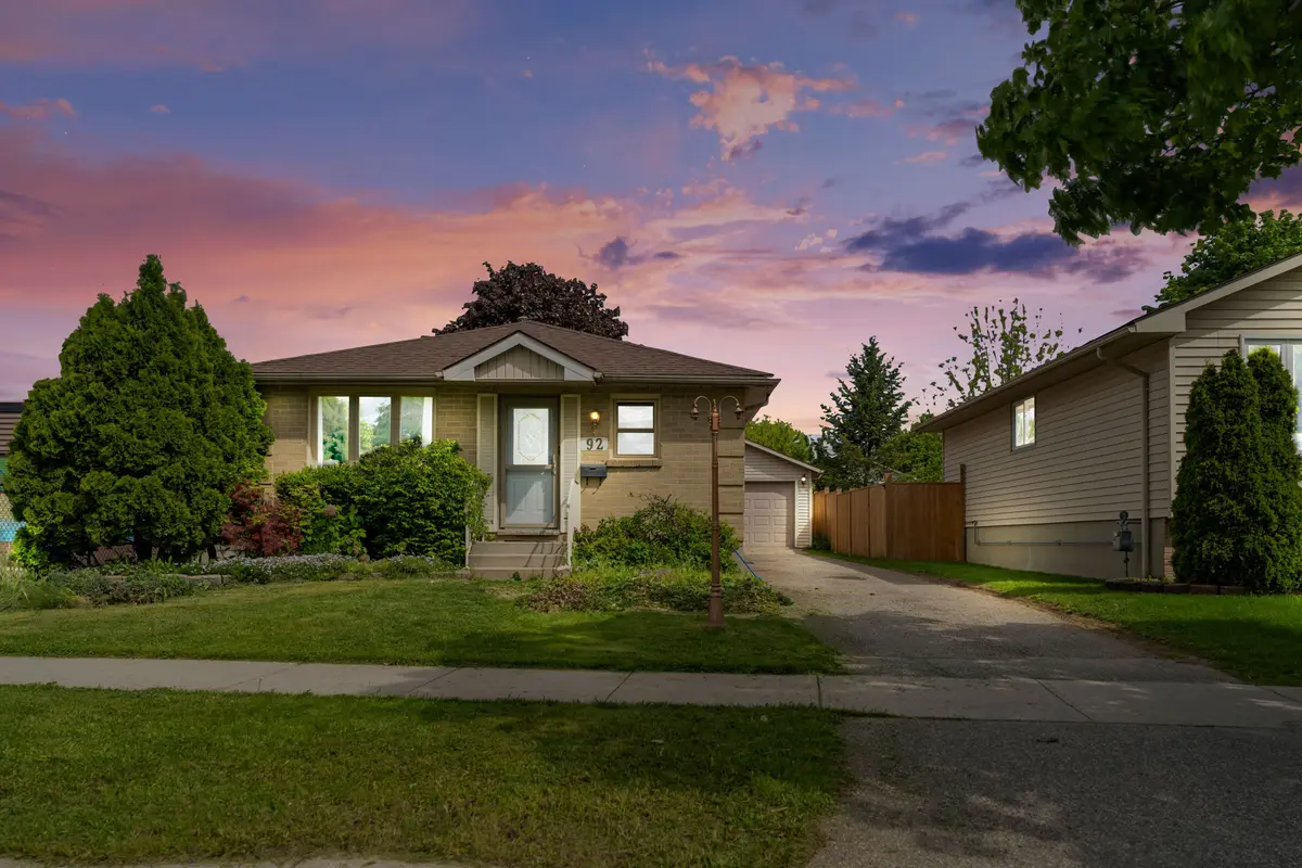 London North, ON N6G 3W4,92 Ardsley RD