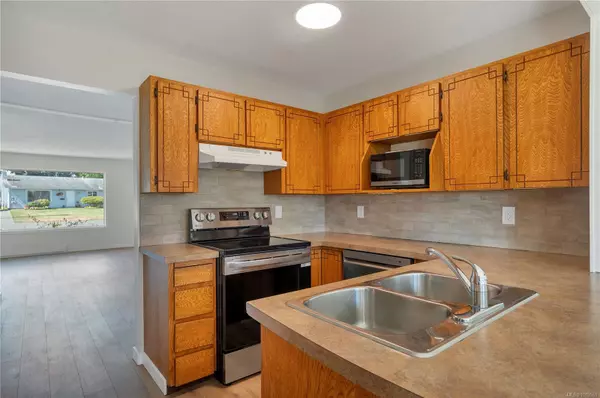 Campbell River, BC V9W 5Z4,2141 Arnason Rd