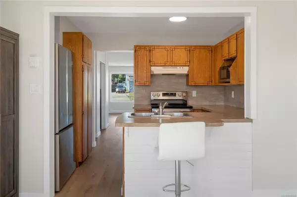 Campbell River, BC V9W 5Z4,2141 Arnason Rd