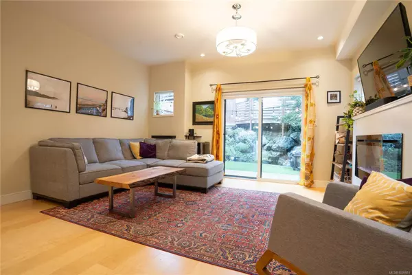 Langford, BC V9B 6L3,300 Phelps Ave #117