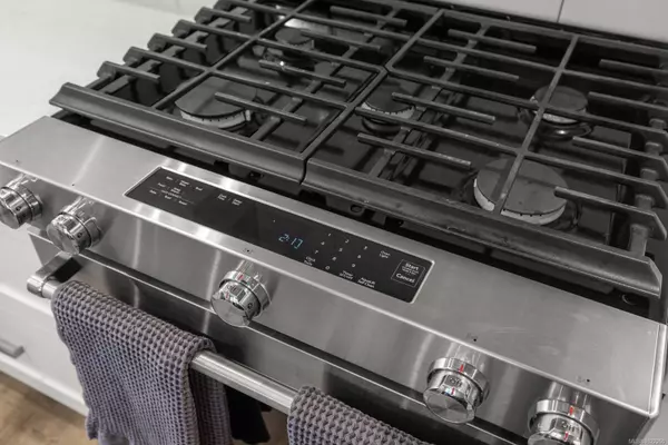 Colwood, BC V9B 2A1,3019 Zen Lane