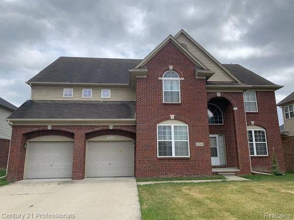 15140 RIVERCREST DR, Sterling Heights, MI 48312