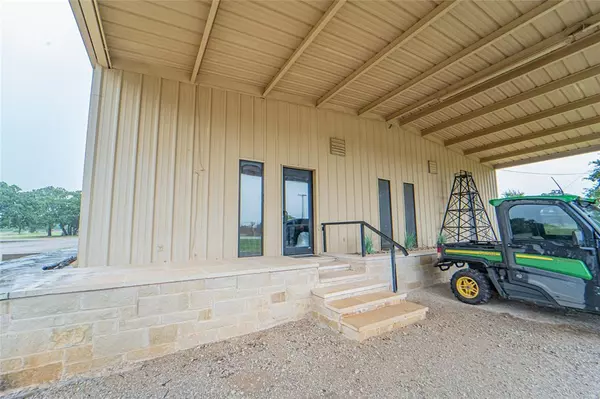 Breckenridge, TX 76424,3316 HWY 180