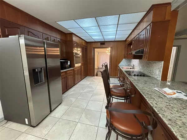 Bossier City, LA 71111,2407 N Waverly Drive