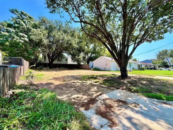 Fort Worth, TX 76114,225 Sunset Lane