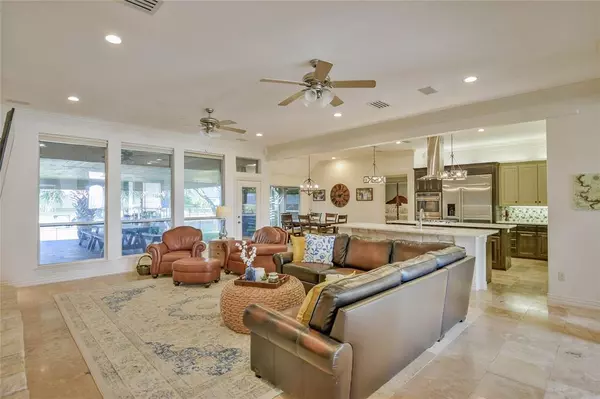 Granbury, TX 76048,2208 Waters Edge Drive