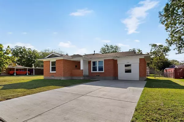 1708 Ridgeview Street, Mesquite, TX 75149