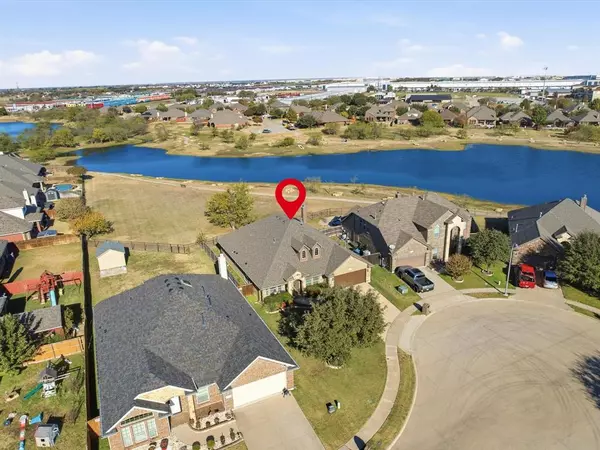 2313 Frosted Willow Lane, Fort Worth, TX 76177
