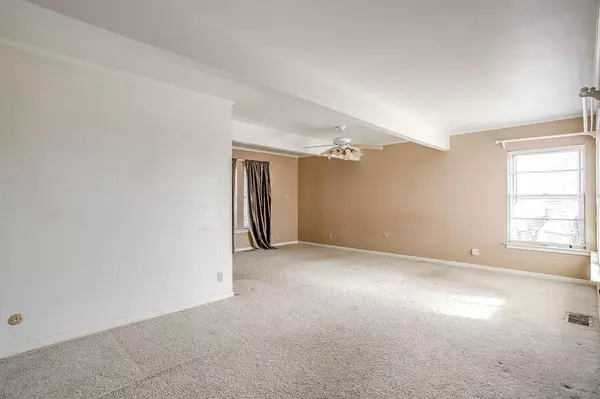 Weatherford, TX 76086,411 S Bowie Drive