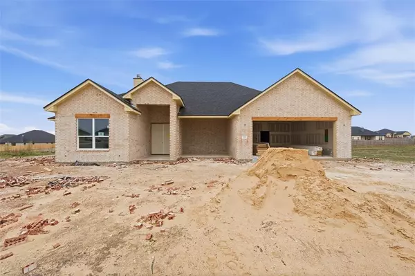 1353 Tahonta Drive, Hewitt, TX 76643