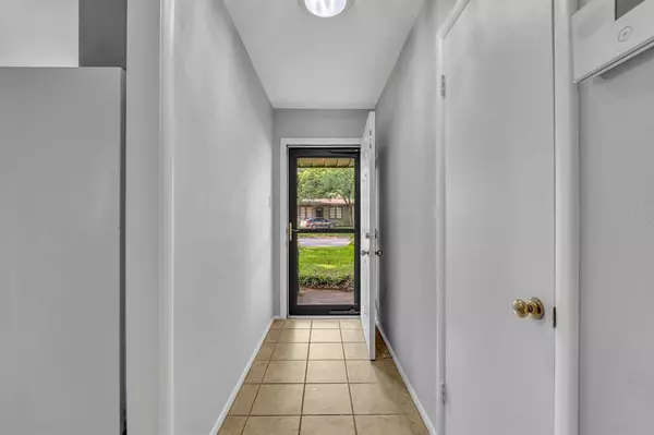 Fort Worth, TX 76112,6324 Woodbine Drive