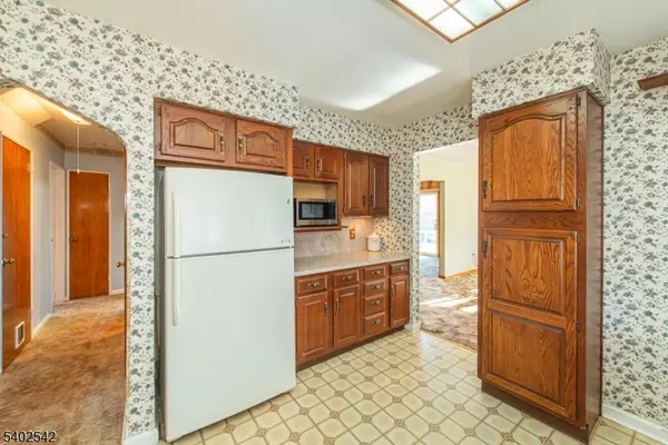 Garfield City, NJ 07026,48 Center Ct