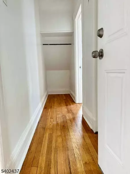 Roselle Boro, NJ 07203,144 W 2Nd Ave #2 B