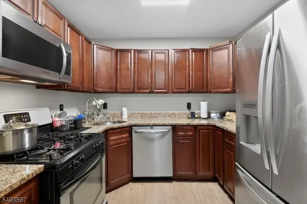 Maplewood Twp., NJ 07040,192 Burnett Ave #1