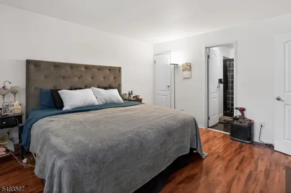 Maplewood Twp., NJ 07040,192 Burnett Ave #1