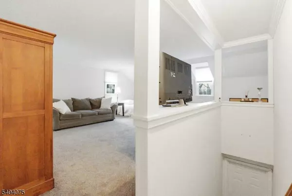 Allamuchy Twp., NJ 07840,14 Golden Crowned Kinglet