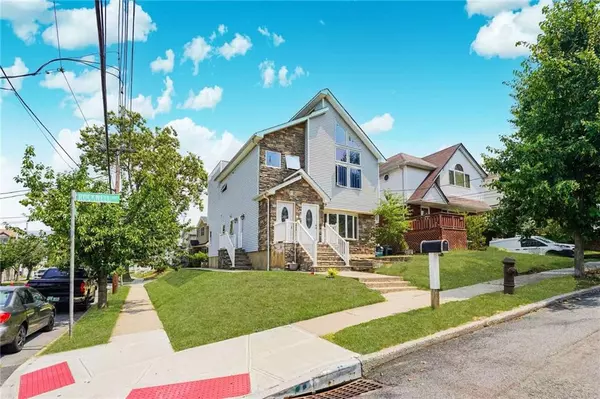 Staten Island, NY 10305,47 Rockwell AVE