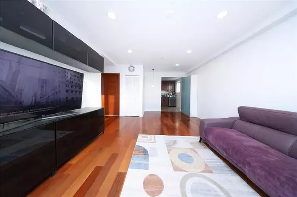 Brooklyn, NY 11230,1916 Ocean AVE #12