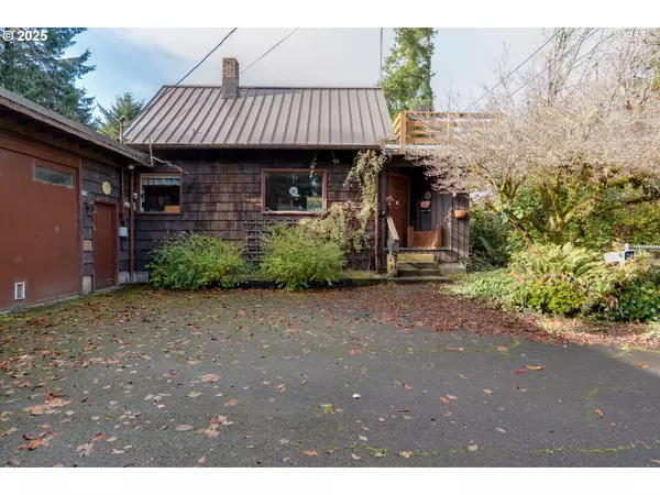 Gearhart, OR 97138,735 3RD ST