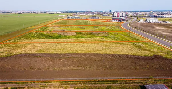 Grande Prairie, AB T8V 8B5,11802 104 AVE