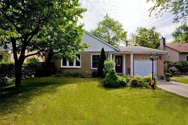 46 Overton CRES, Toronto C13, ON M3B 2V2