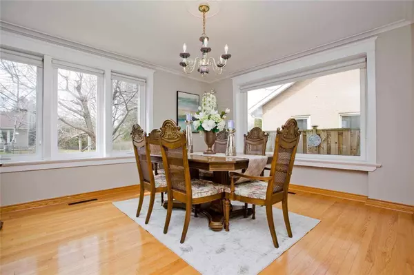 Toronto C13, ON M3B 2V2,46 Overton CRES